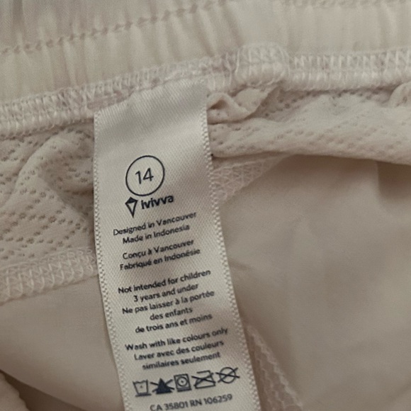 Ivivva White Athletic Shorts - Picture 4 of 4